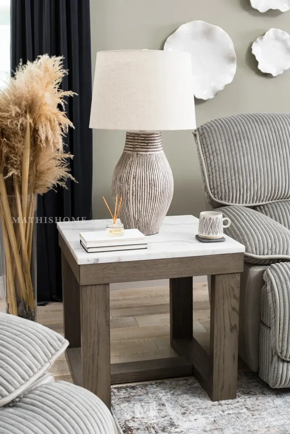 Loyaska End Table