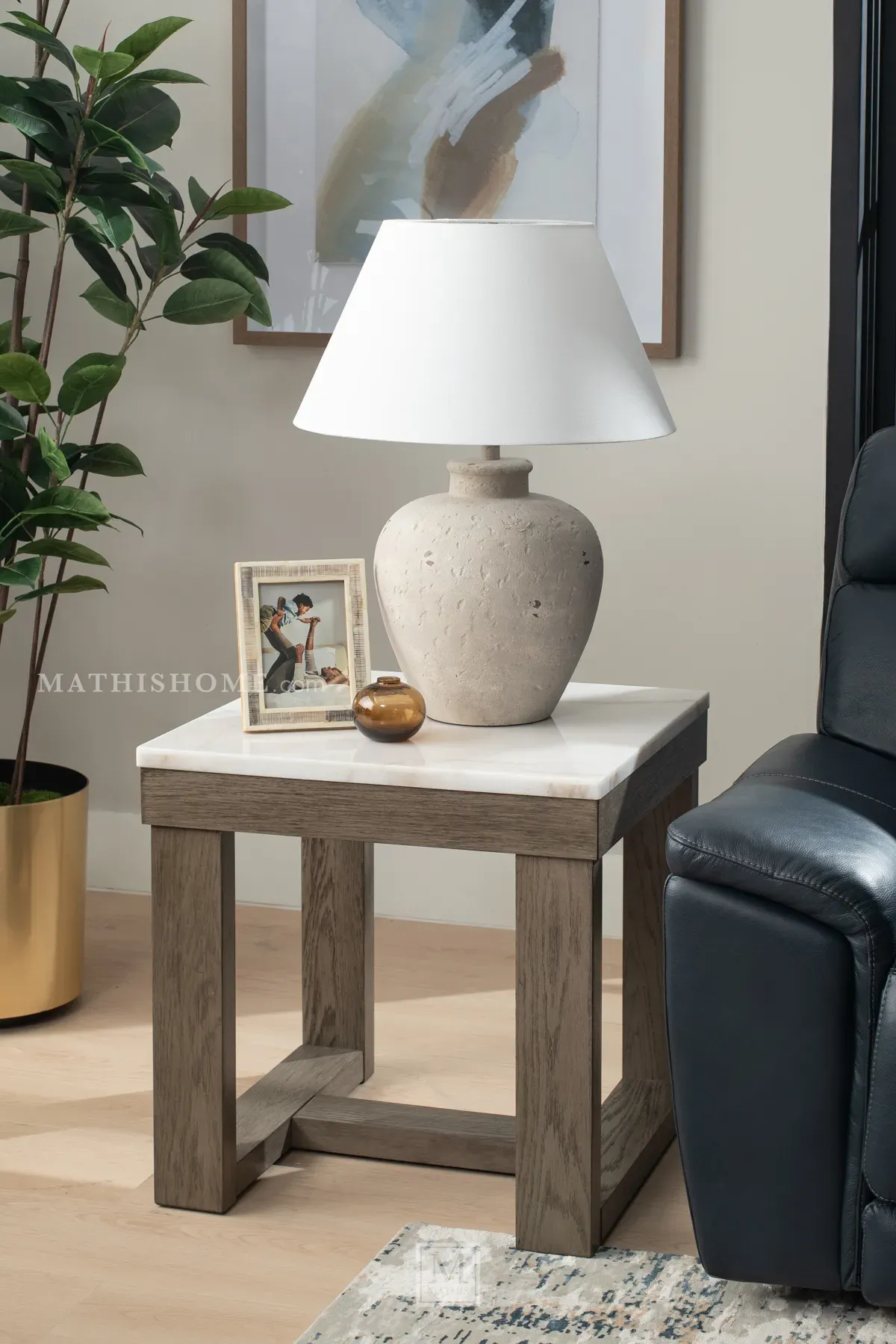 Loyaska End Table