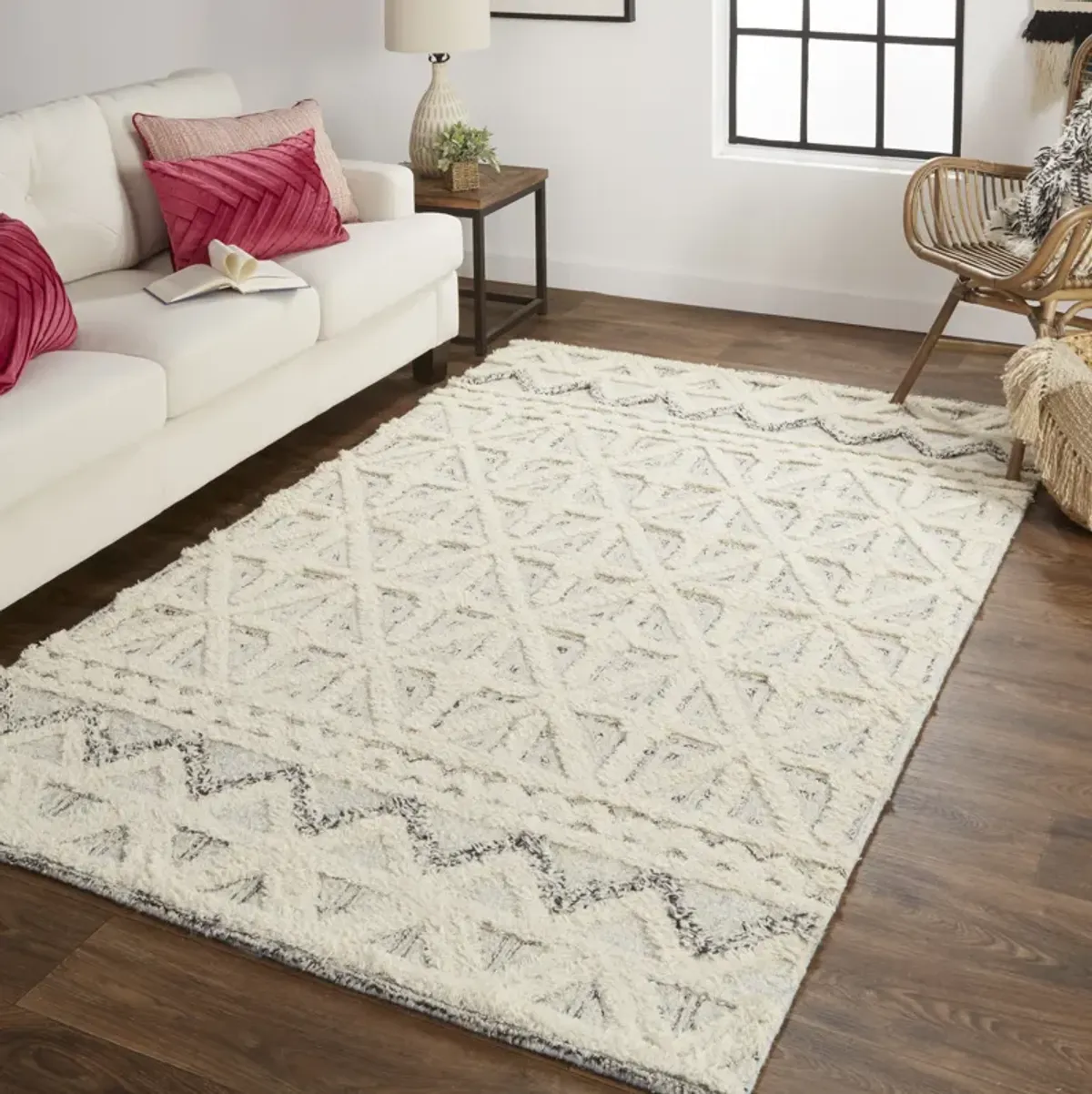 Anica 8007F Ivory/Black 9' x 12' Rug