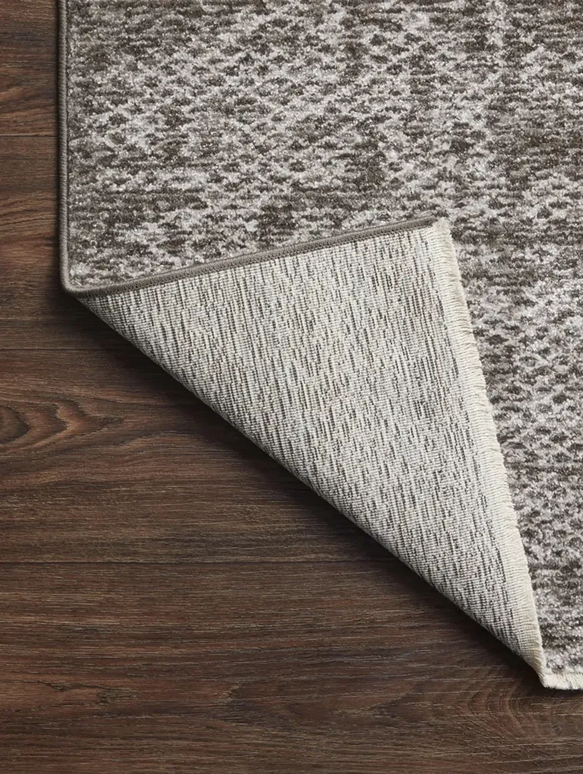 Vance VAN01 2'7" x 10'" Rug