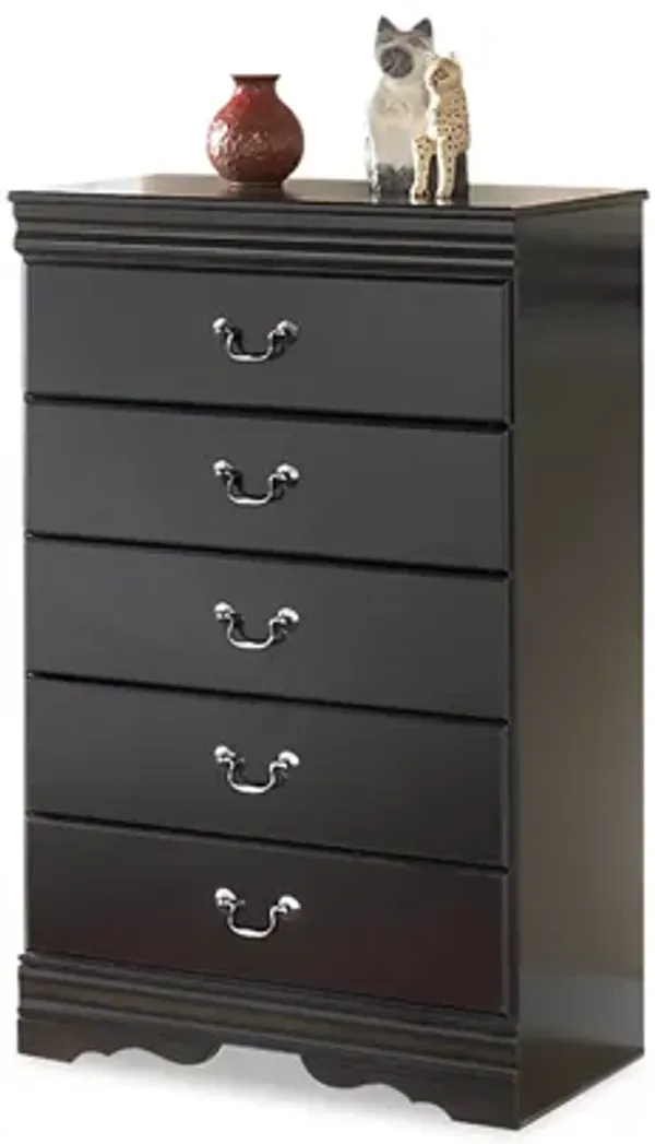 Huey Vineyard Chest of Drawers