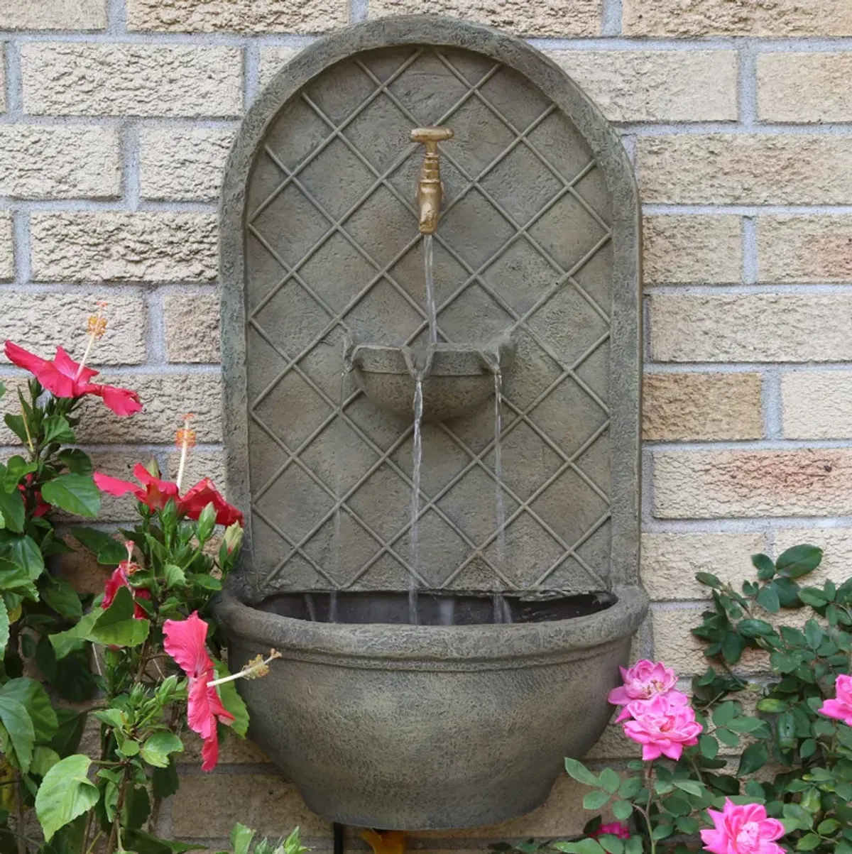 Sunnydaze Messina Polystone Outdoor Wall Fountain