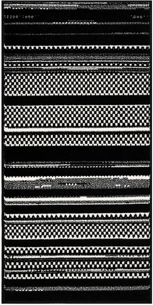 Grafix GRF41 Black/White 2'3" x 7'6" Rug