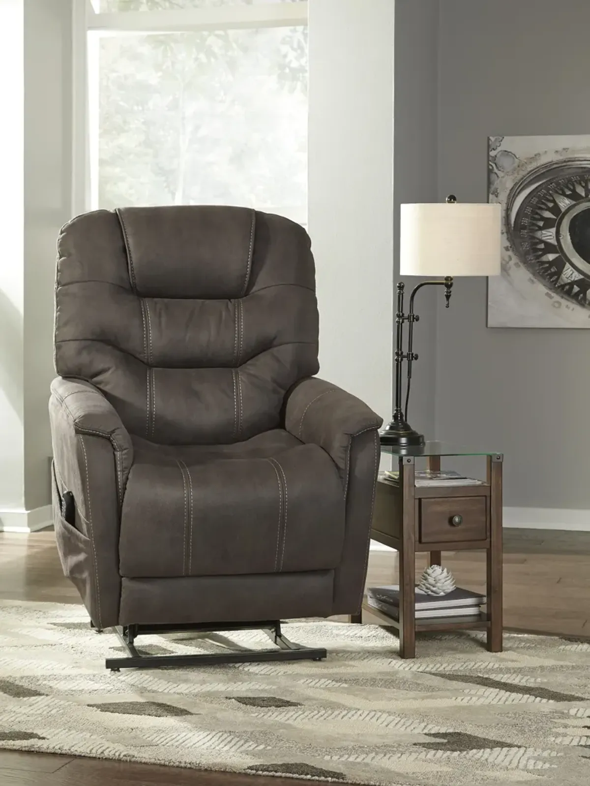 Ballister Power Lift Recliner