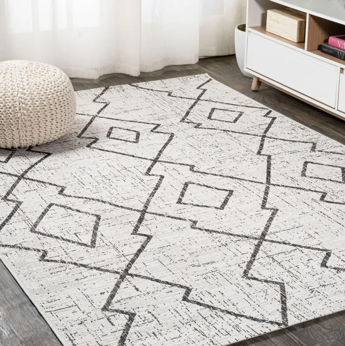 Carwa Tribal Diamond Trellis Indoor/Outdoor Area Rug