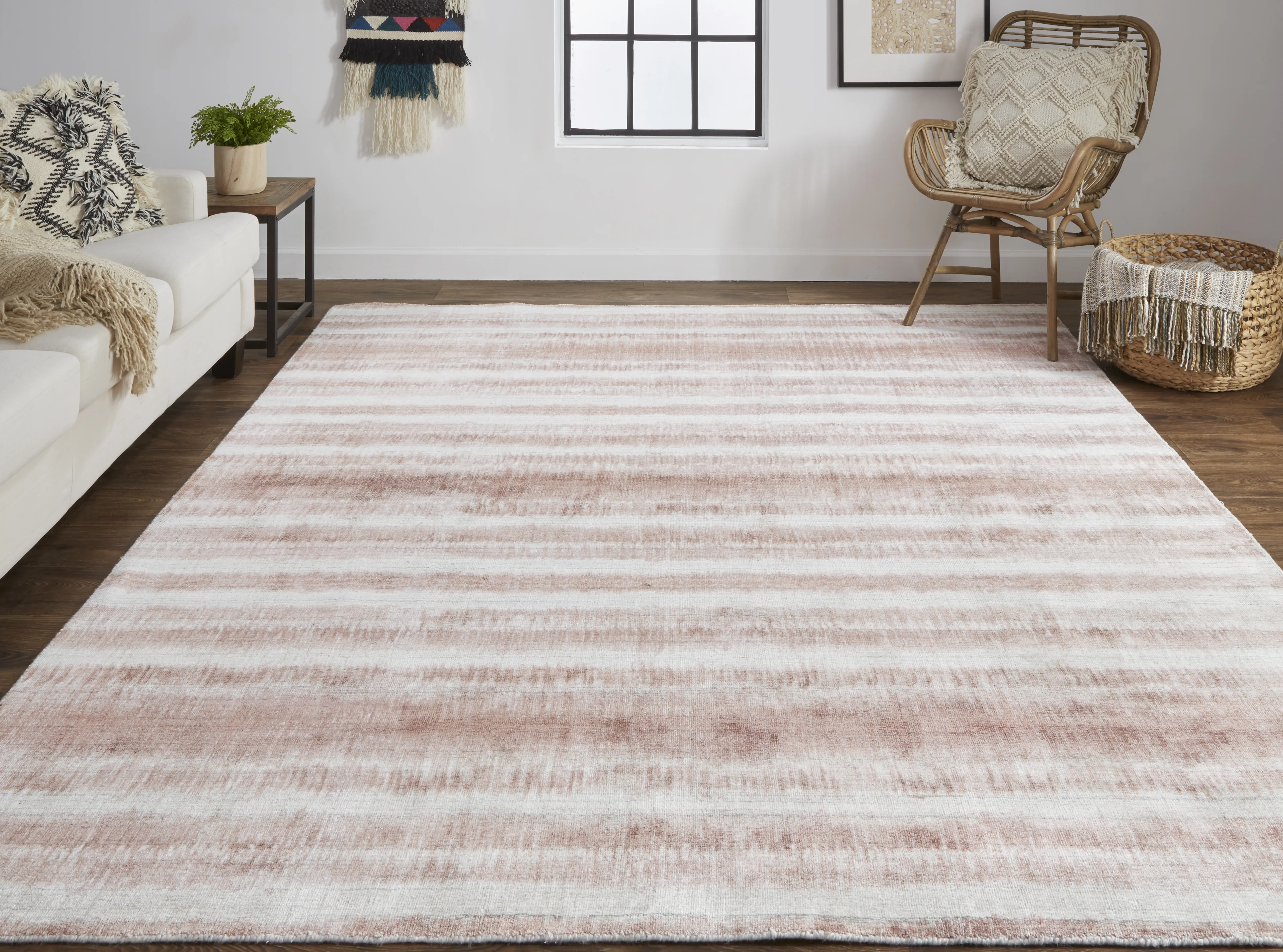 Mackay 8824F Tan/Ivory/Pink 2' x 3' Rug