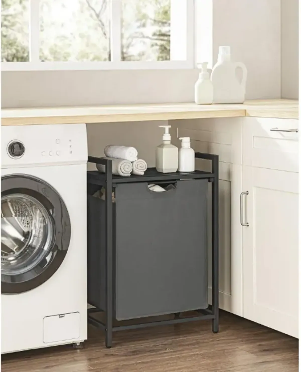 Laundry Hamper with Lid and Durable Construction for Easy Use