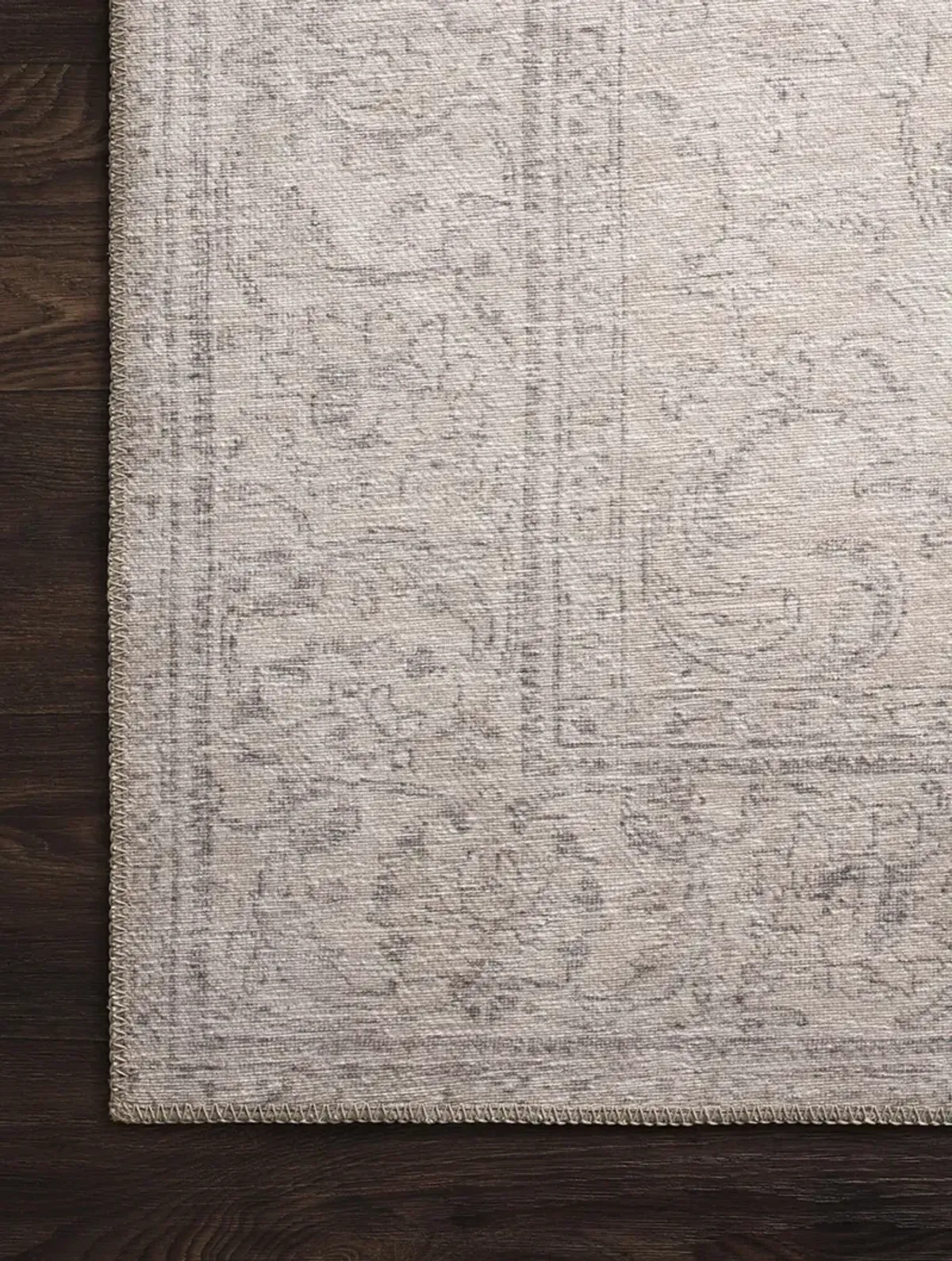 Loren LQ12 2'6" x 7'6" Rug