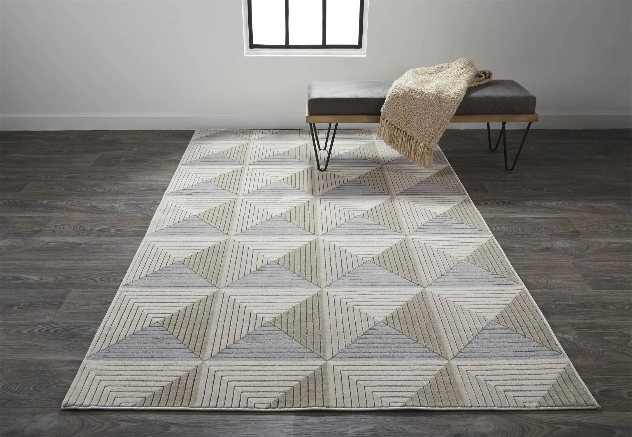 Micah 3044F Ivory/Gray/Ivory 3'11" X 6' Rug