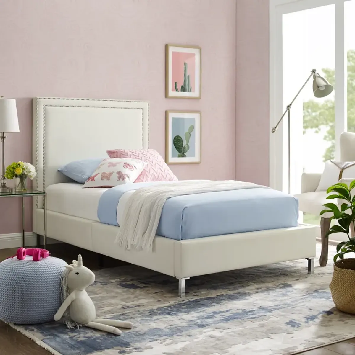 Inspired Home Galmori Platform Bed