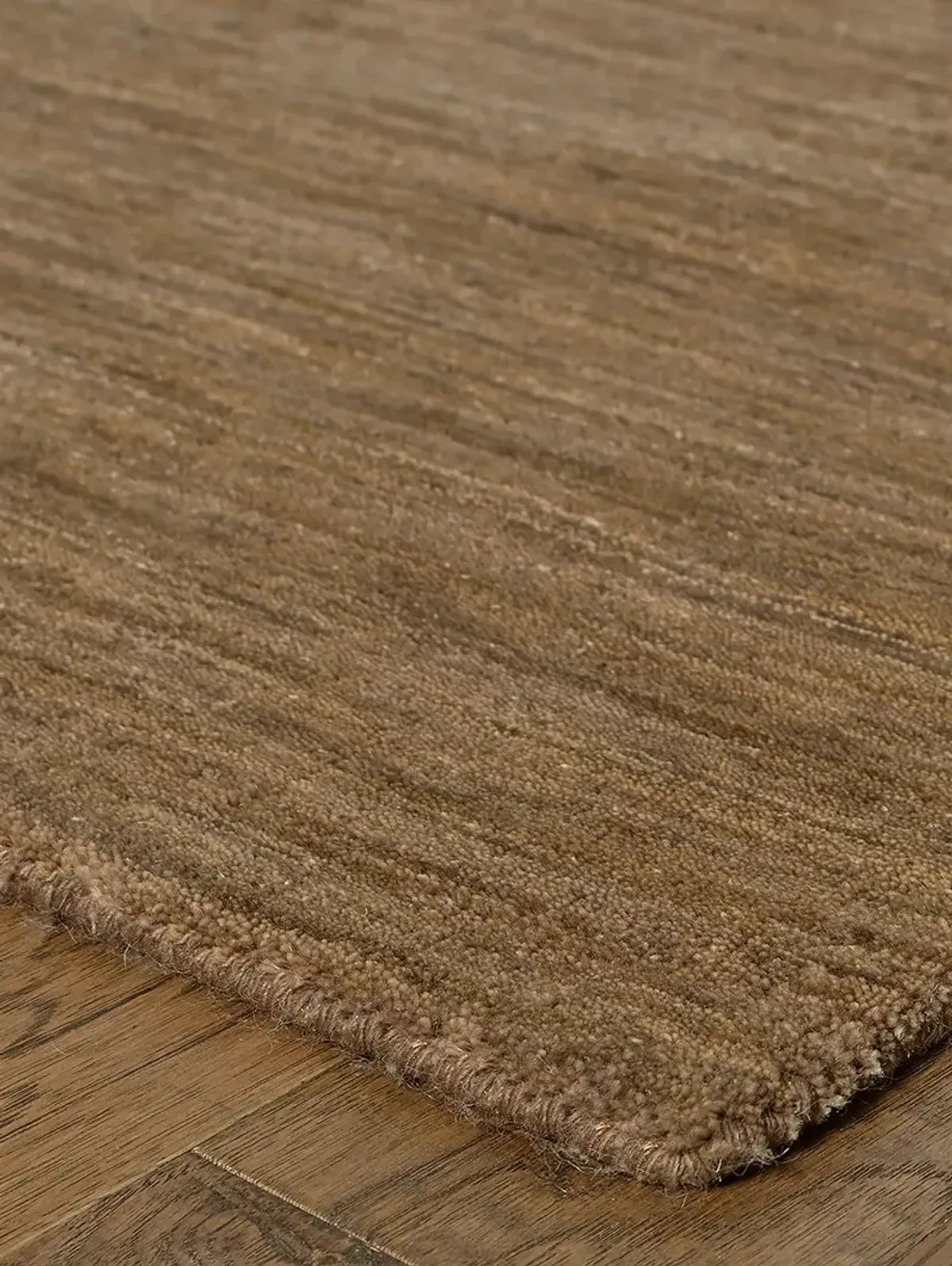 Aniston 2'6" x 8' Tan Rug