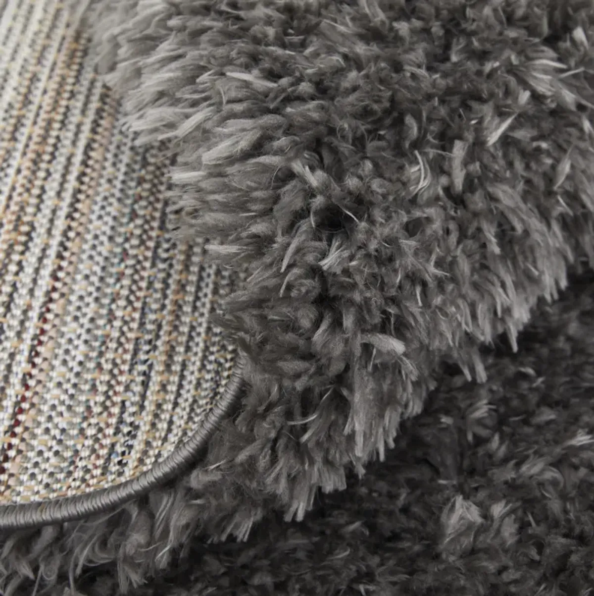 Darian 39K0F Gray 2' x 3' Rug