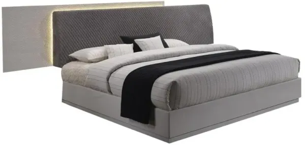 Best Master Furniture Best Master Naple Poplar Wood Cal King Platform Bed in Gray/Silver Line
