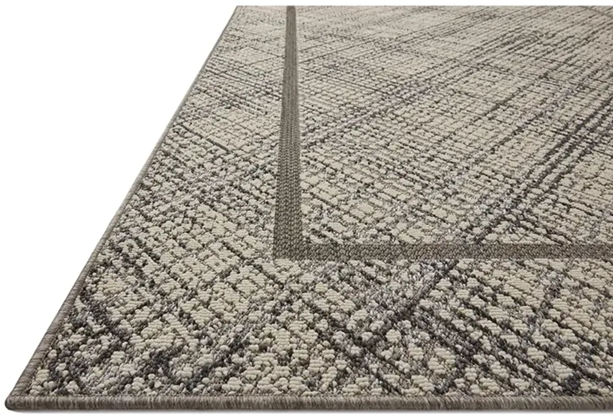 Rainier RAI10 Ivory/Charcoal 7'10" x 10'10" Rug