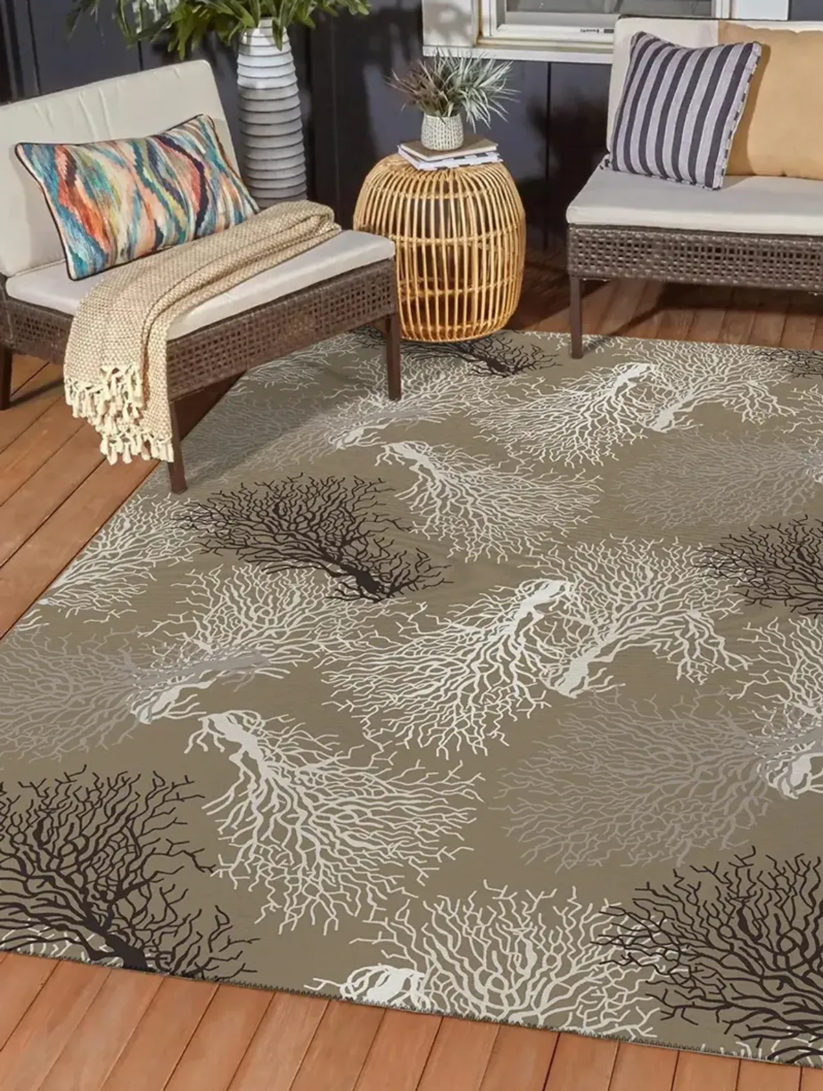 Seabreeze SZ3 Taupe 5' x 7'6" Rug