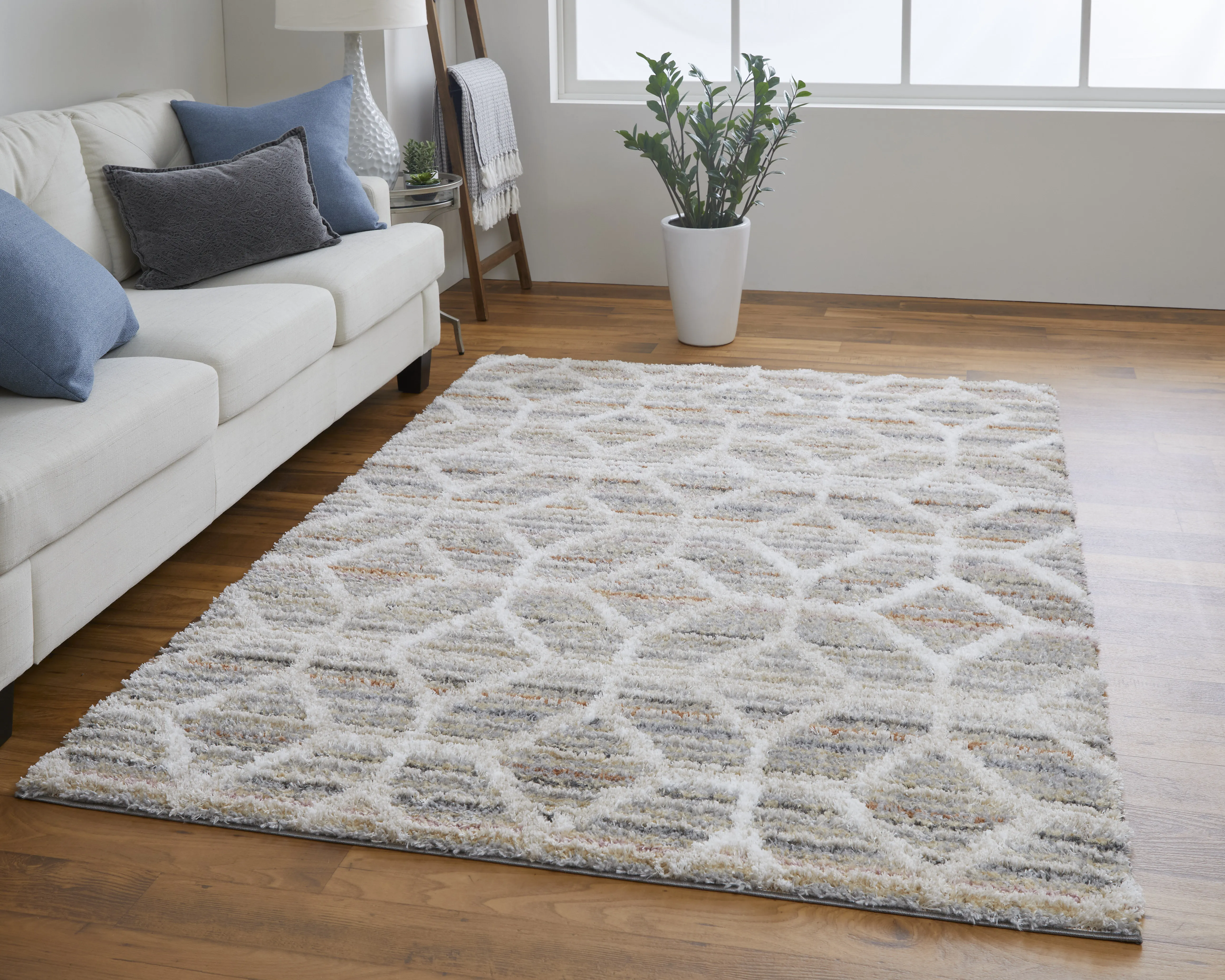 Mynka 39ICF Tan/Taupe/Ivory 2' x 3' Rug