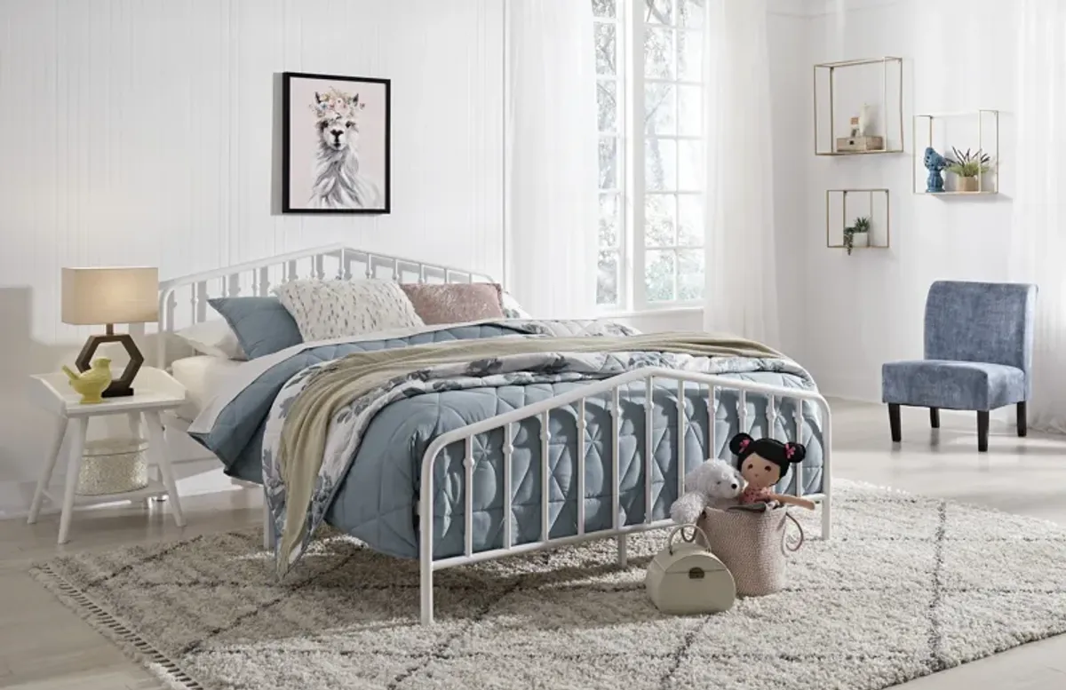 Trentlore Queen Metal Bed