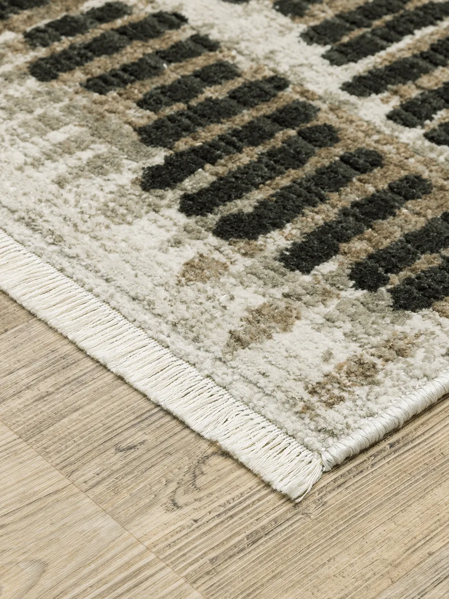 Bauer 3'10" x 5'5" Beige Rug