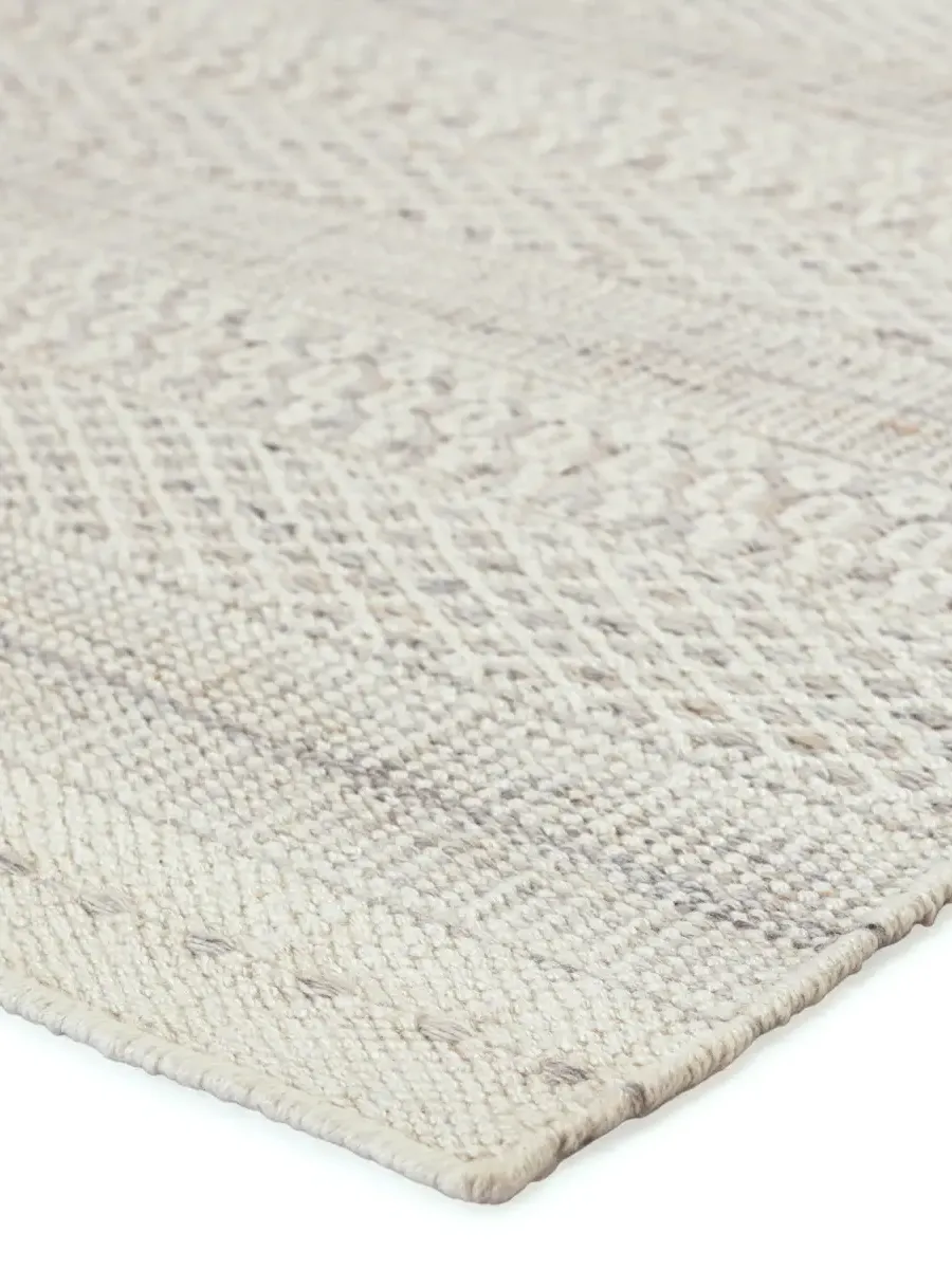 Penrose Lenna White 5' x 8' Rug