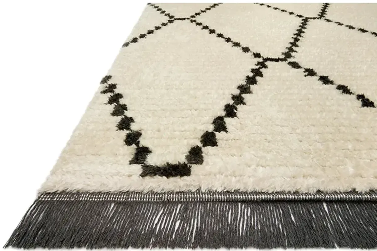 Alice ALI04 2'7" x 12'" Rug