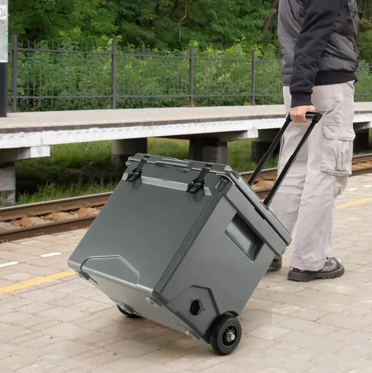 42 Quart Hard Cooler with Wheels and Handle