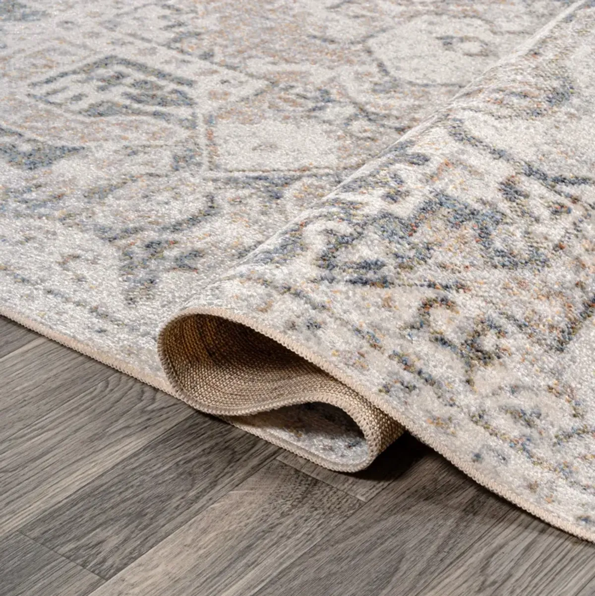 Edith Distressed Medallion Low-Pile Machine-Washable Cream/Light Gray Rug