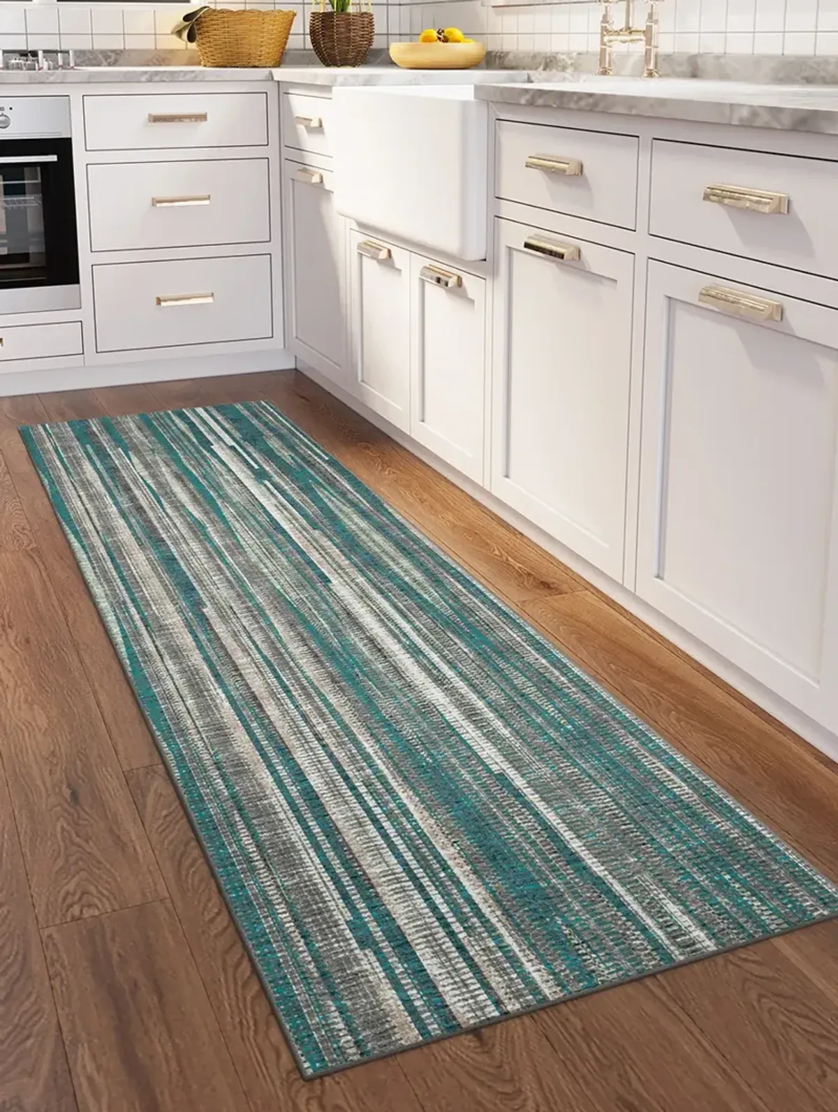 Amador AA1 Teal 2'6" x 8' Rug