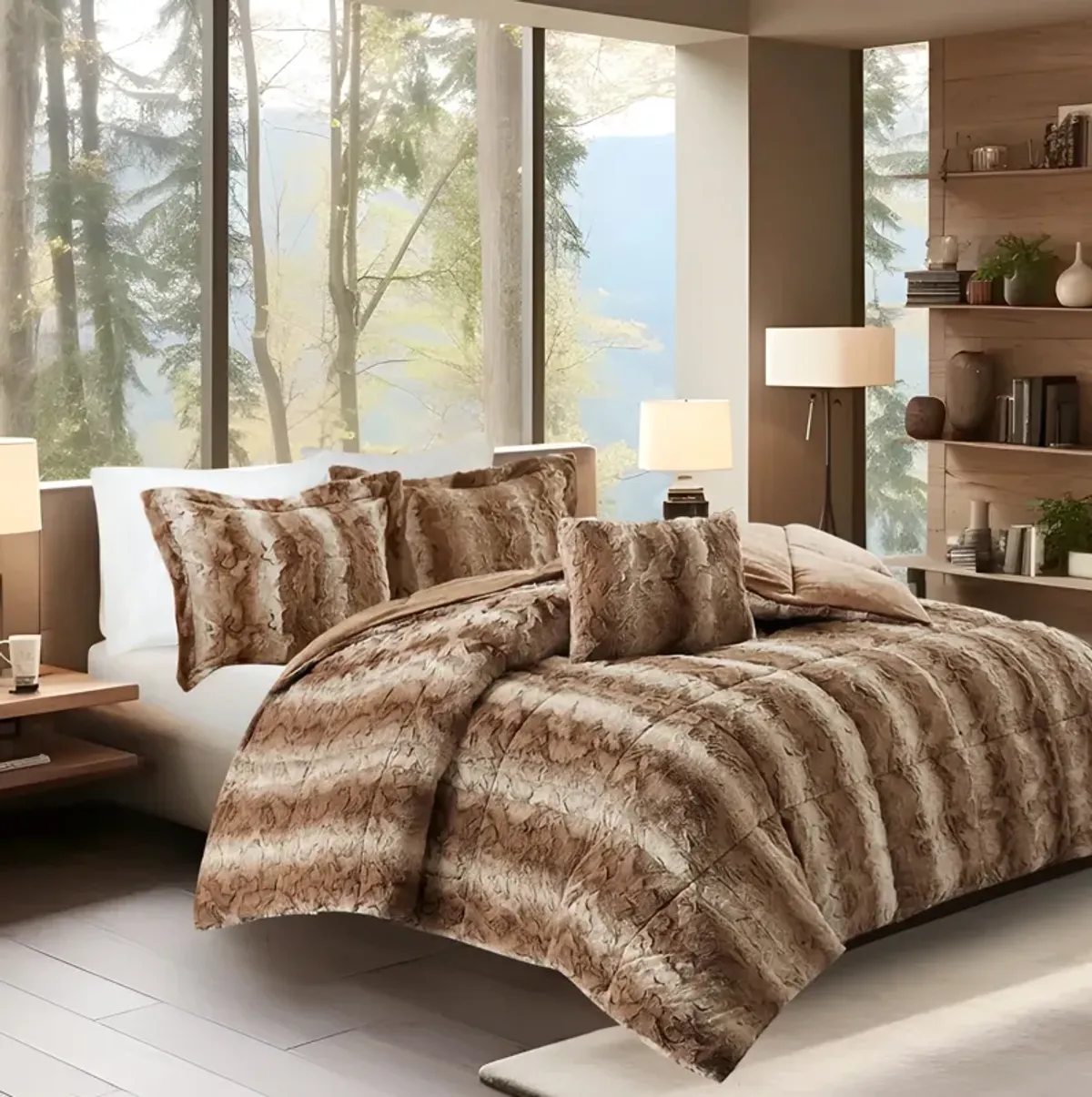 Gracie Mills Shawn 4-Peice Soft Faux Fur to Mink Comforter Set