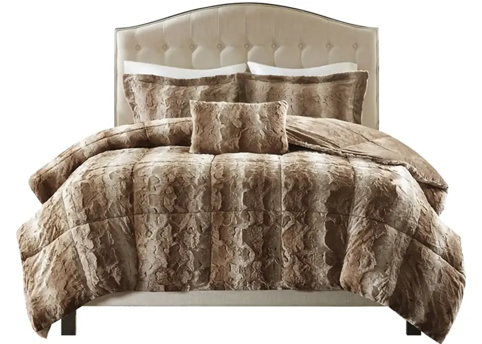 Gracie Mills Shawn 4-Peice Soft Faux Fur to Mink Comforter Set