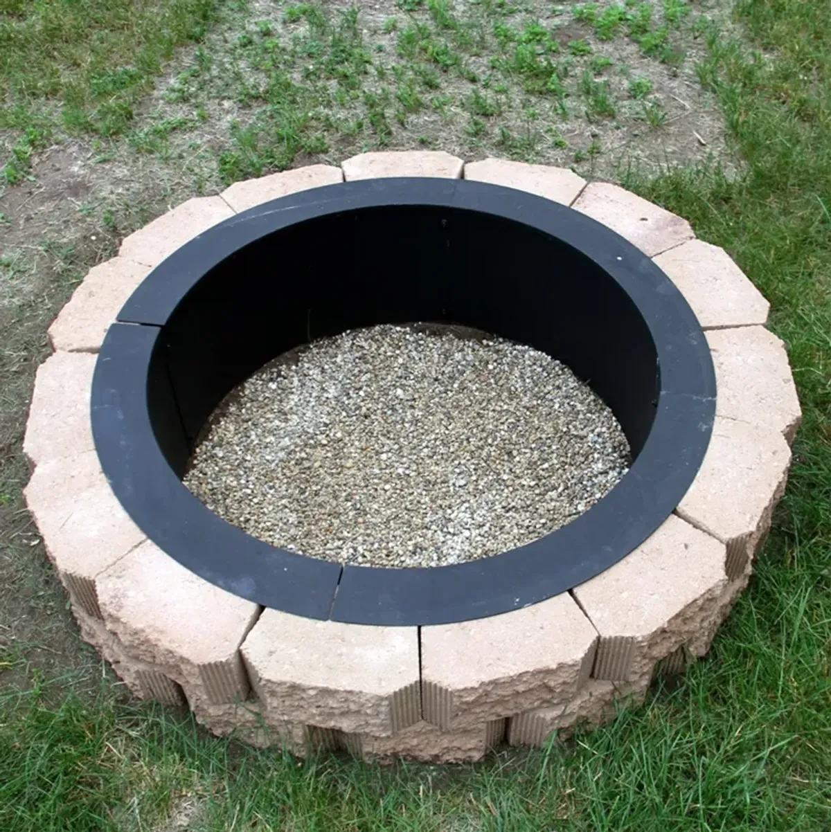 Sunnydaze Heavy-Duty Steel Above/In-Ground Fire Pit Ring Insert