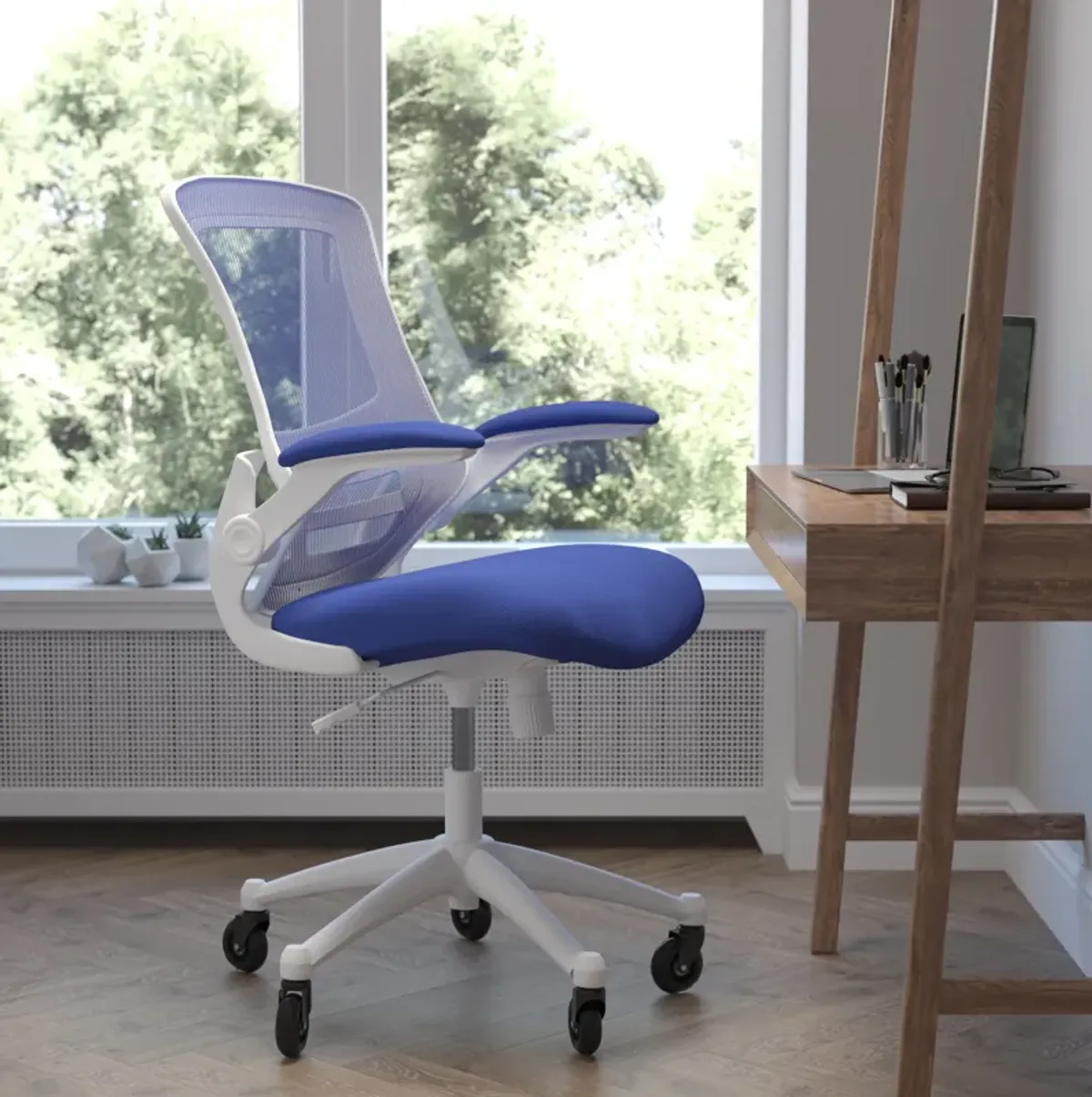 Kelista Desk Chair with Transparent Roller Wheels