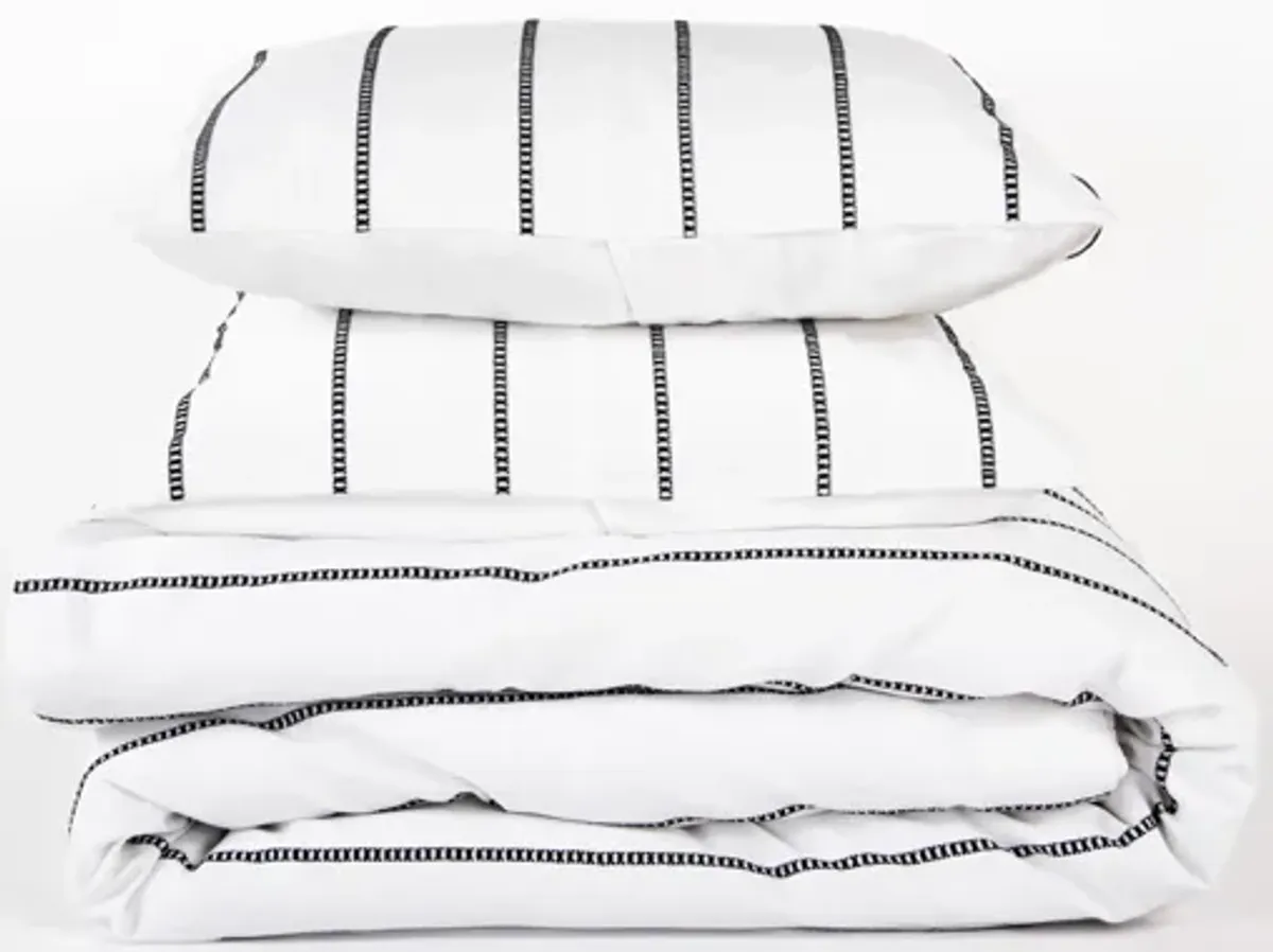 92" x 96" Queen Comforter Set