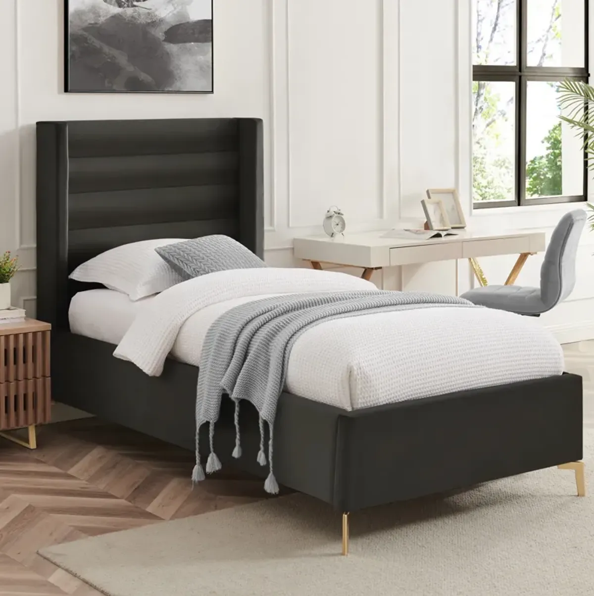 Inspired Home Ames Velvet Platform Bed