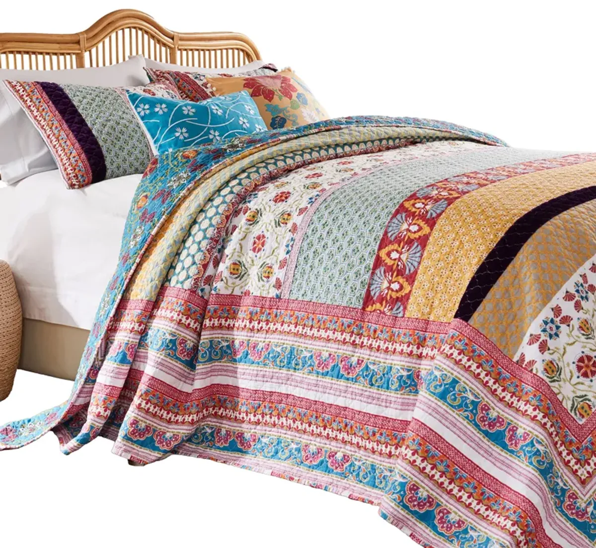 Ello 3pc Queen Bedspread and Pillow Sham Set, Multicolor Bohemian Print