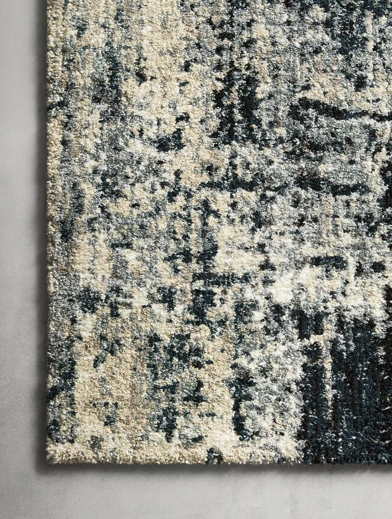 Augustus AGS01 2'7" x 7'8" Rug