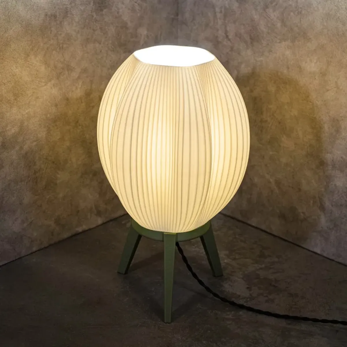 Wavy Modern Contemporary Plant-Based PLA 3D Printed Dimmable LED Table Lamp