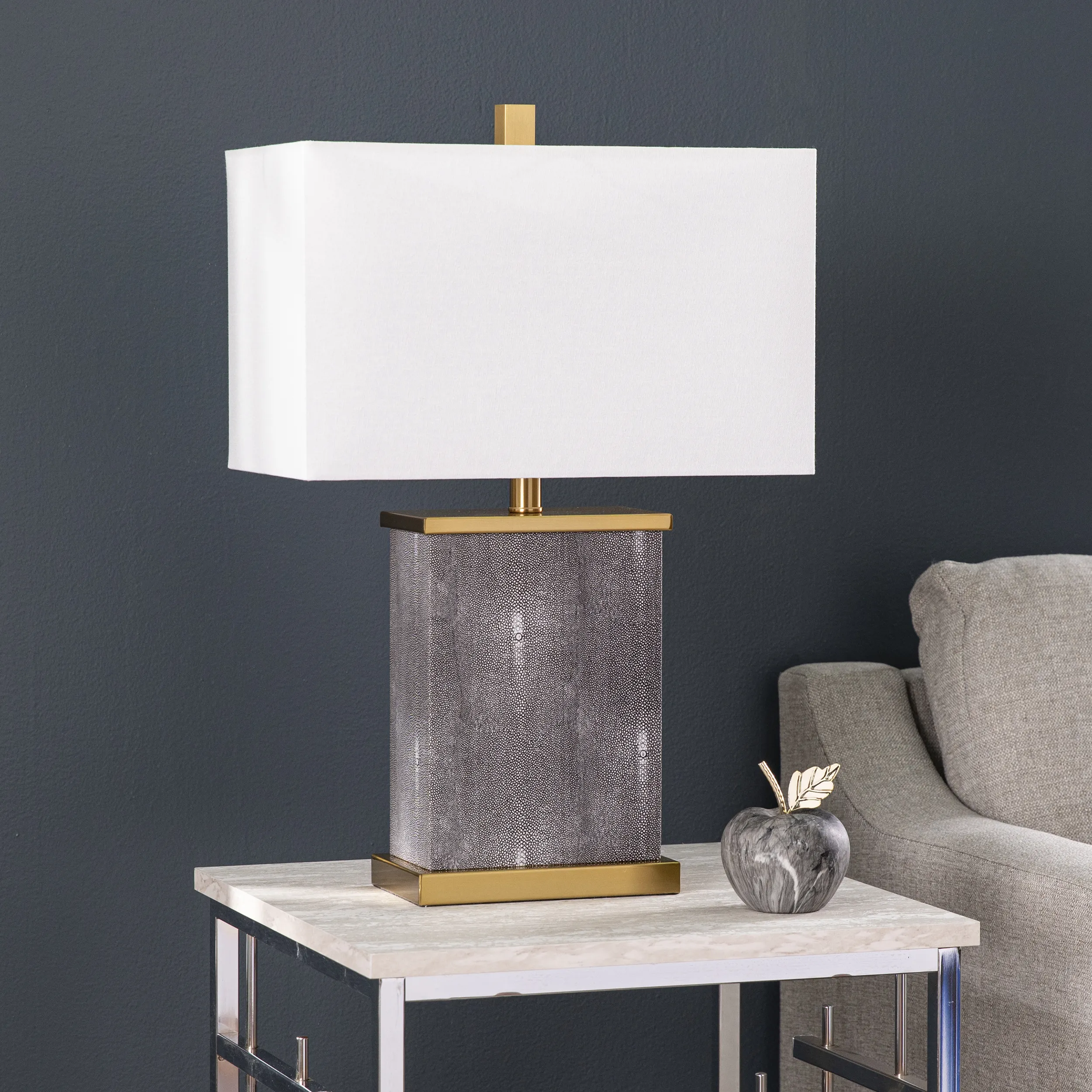 Lavano Table Lamp w/ Shade