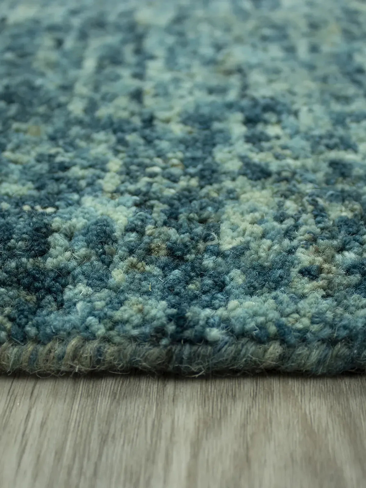 Calisa CS5 Turquoise 5' x 7'6" Rug