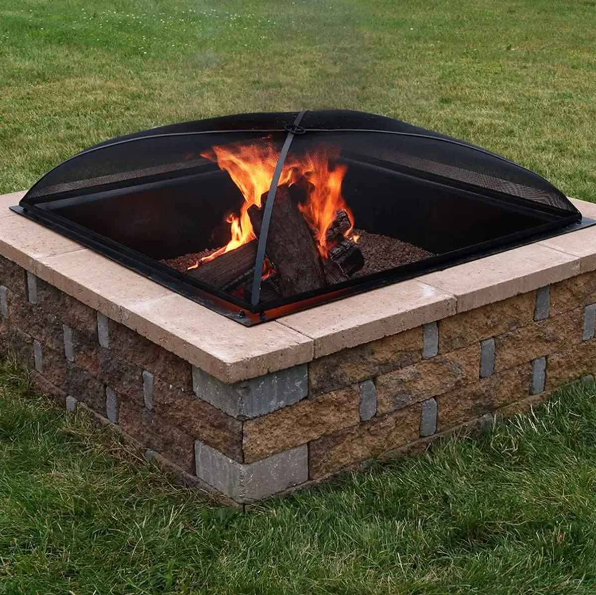 Sunnydaze Square Steel Mesh Fire Pit Spark Screen