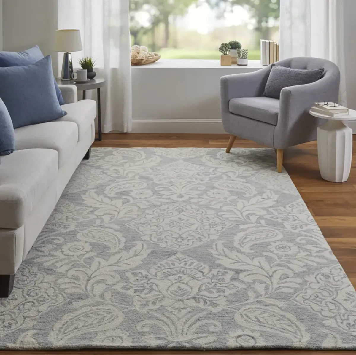 Belfort 8776F Blue/Ivory 2' x 3' Rug