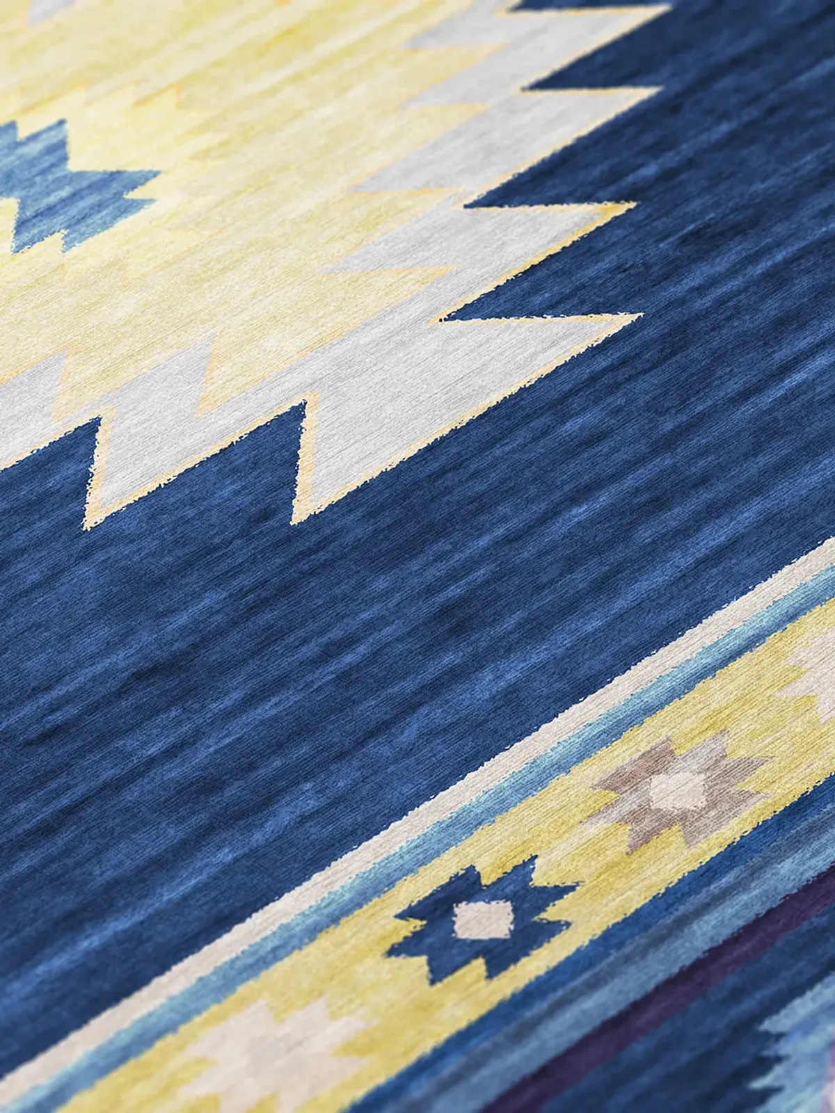 Phoenix PH4 Navy 8' Rug