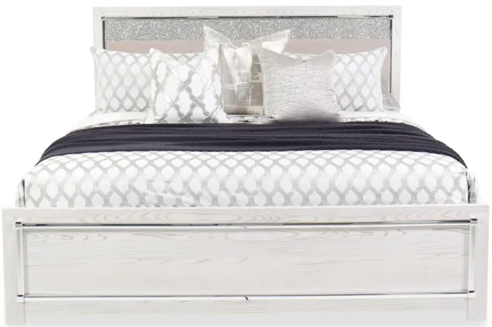 Altyra Queen Panel Bed