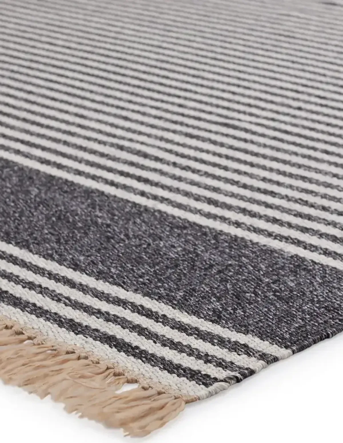 Morro Bay Strand Gray 4' x 6' Rug