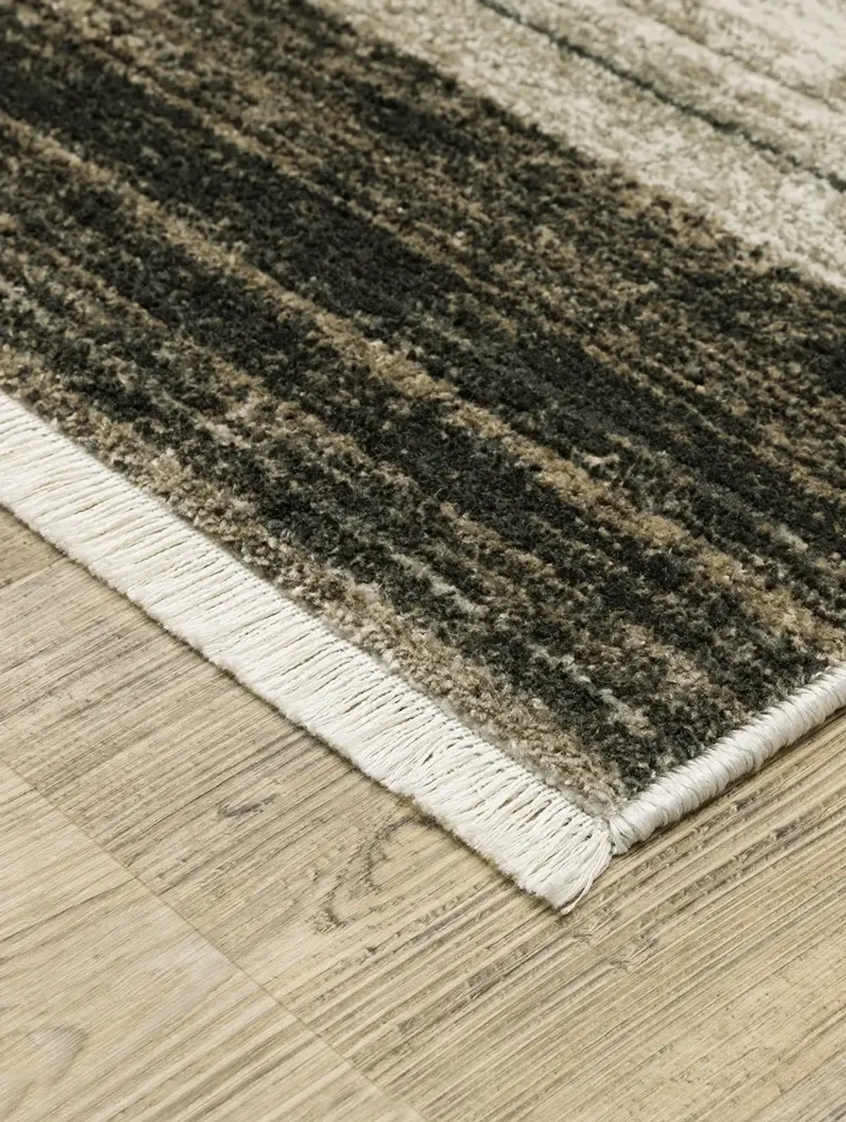 Bauer 6'7" x 9'6" Beige Rug