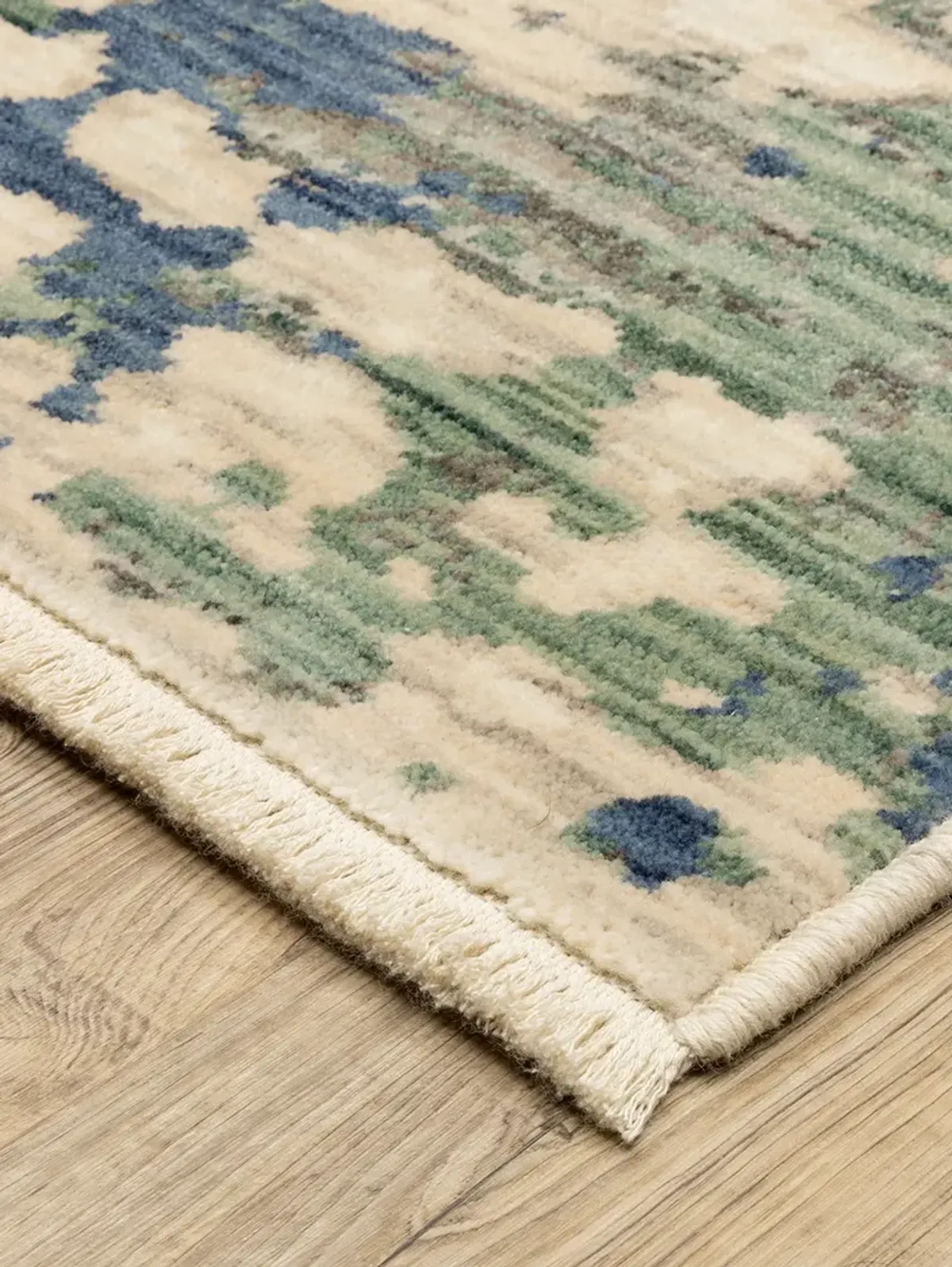 Soleri 3'3" x 5' Beige Rug