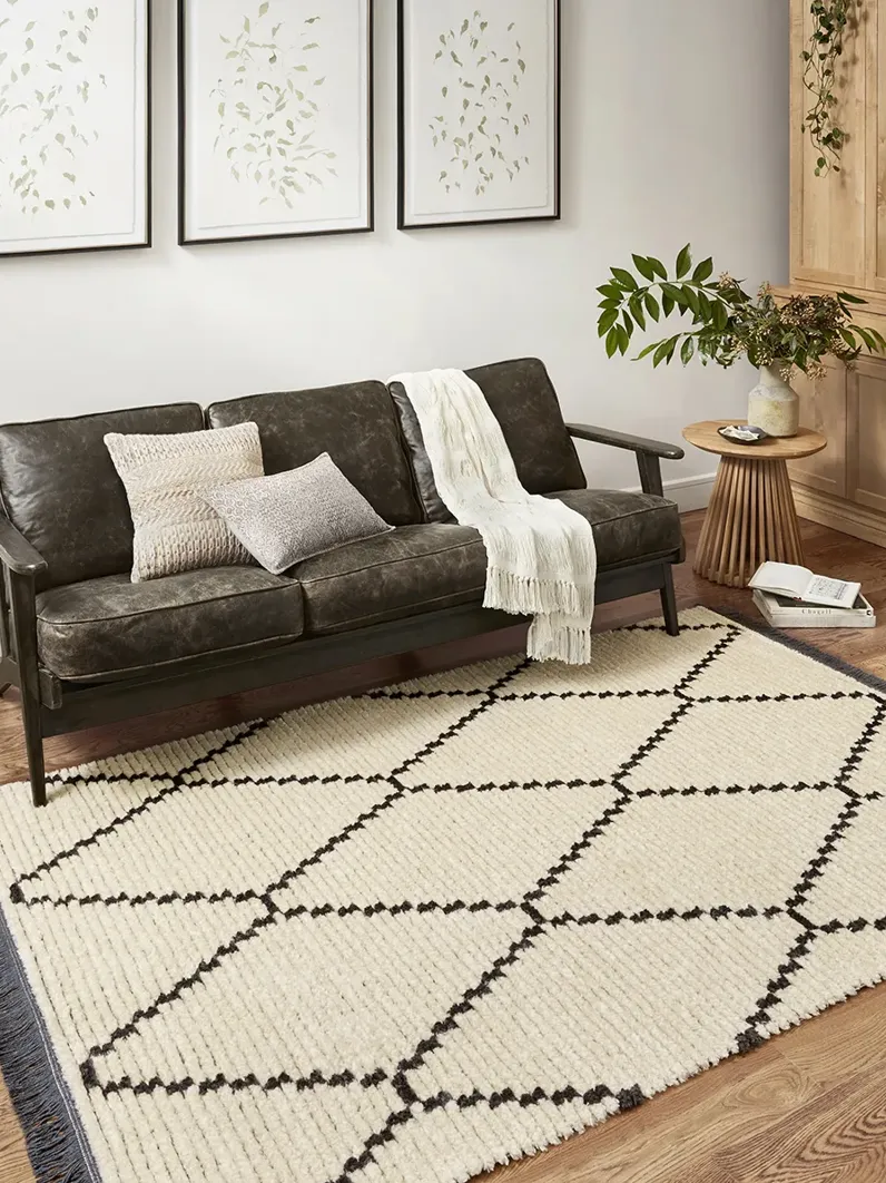 Alice ALI04 Cream/Charcoal 3'8" x 5'8" Rug