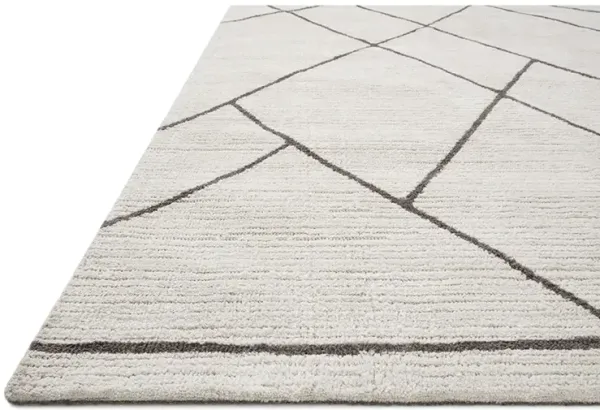 Logan LOG01 2'6" x 7'6" Rug