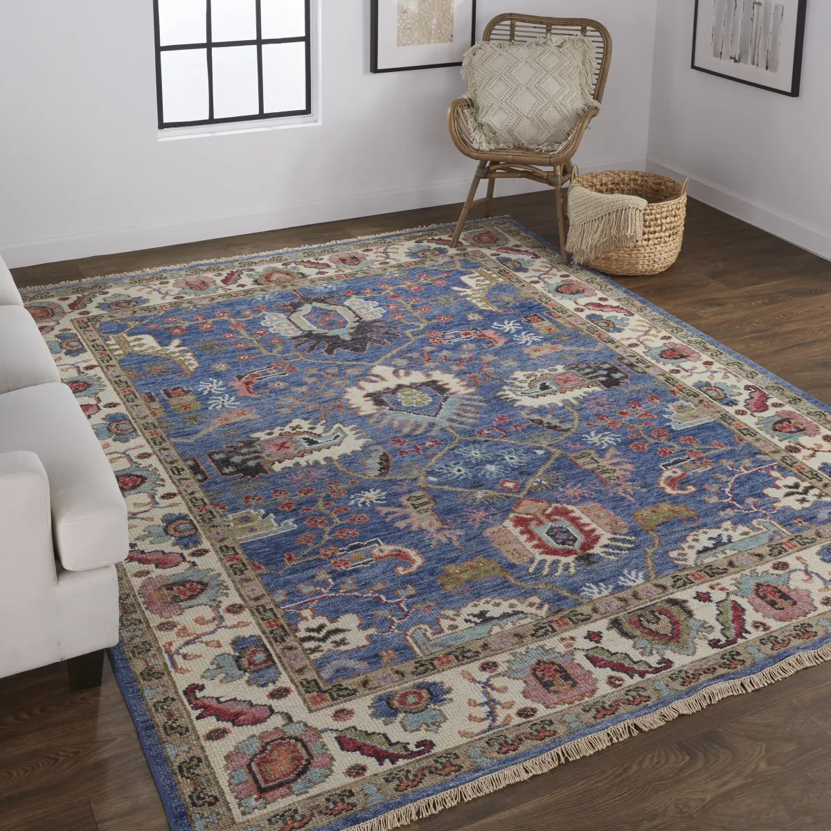 Beall 6708F Blue/Red 2'6" x 8' Rug