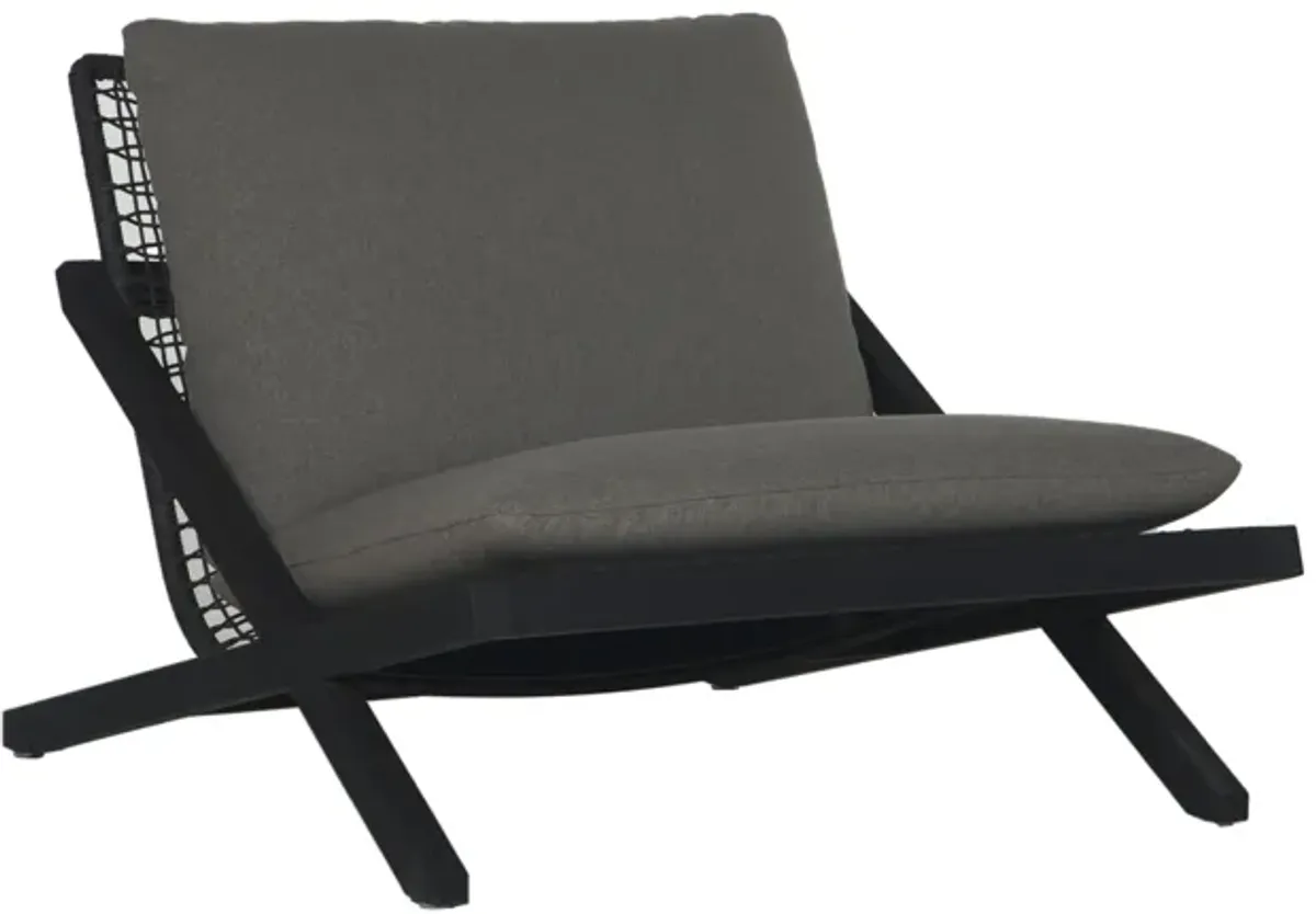 Bari Lounge Chair