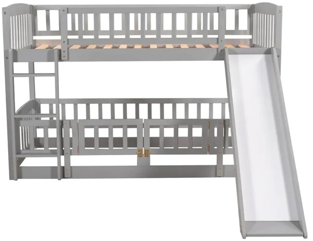 Bunk Bed with Slide, Twin Over Twin Low Bunk Bed with Fence and Ladder for Toddler Kids Teens White